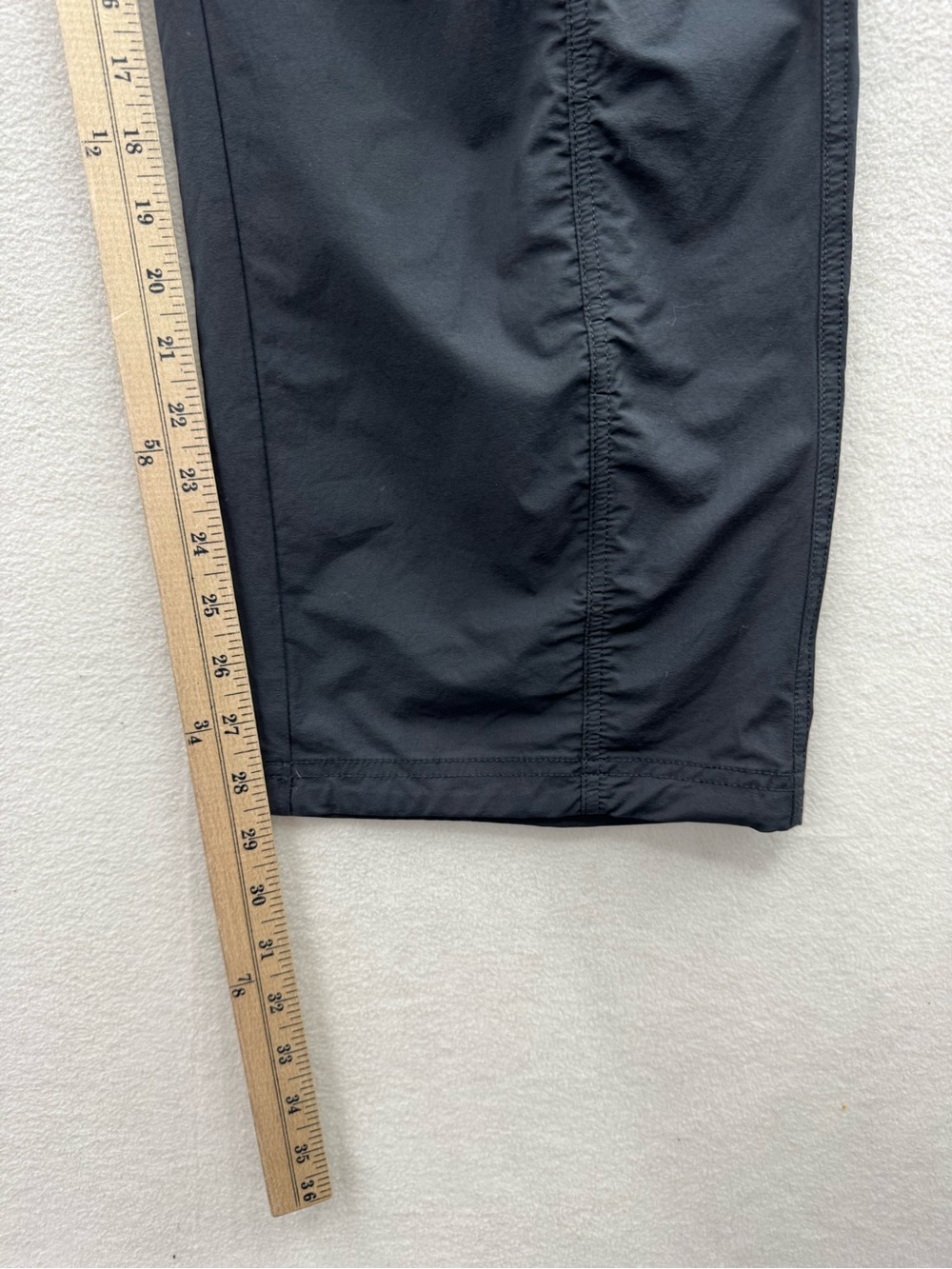 CALIA by Carrie Underwood Women’s Medium Nyluxe Mid-Rise Pants Joggers Black - Picture 6 of 8